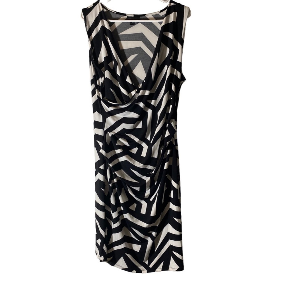 Women’s dress